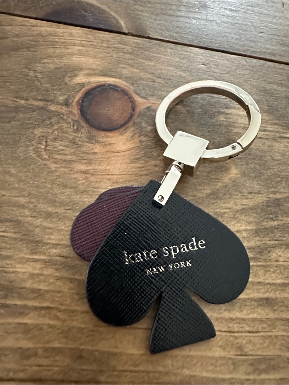 kate spade Burgundy Glitter and Black Clover Key Ring - Picture 3 of 5